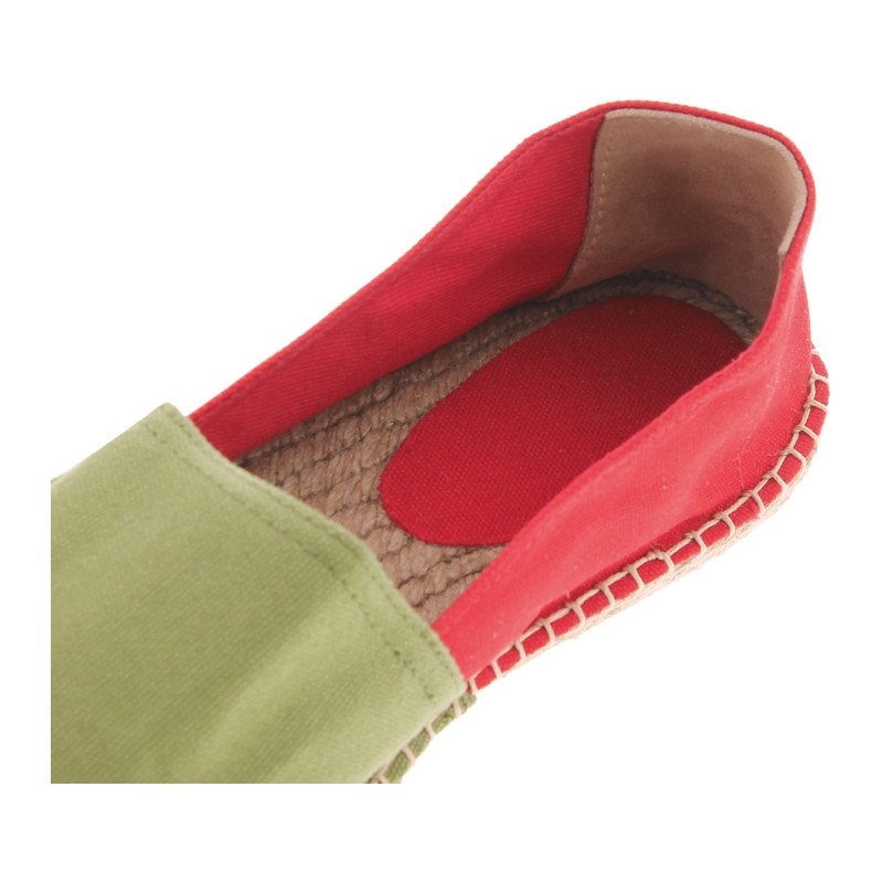 Espadrille bicolore en coton avec semelle en corde et un contrefort en