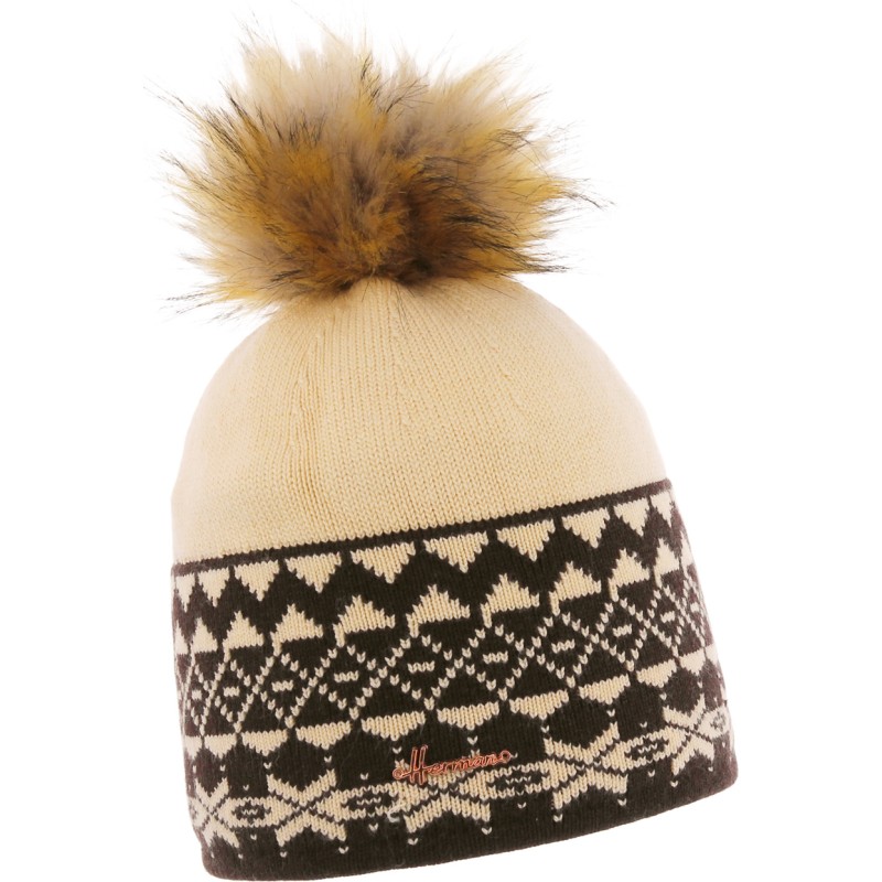 bonnet pompon et motif geometrique jacquard